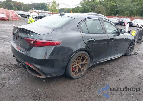 2017 Alfa Romeo Giulia Quadrifoglio Rwd из США, поврежденный, VIN ZARFAEAV3H7532849